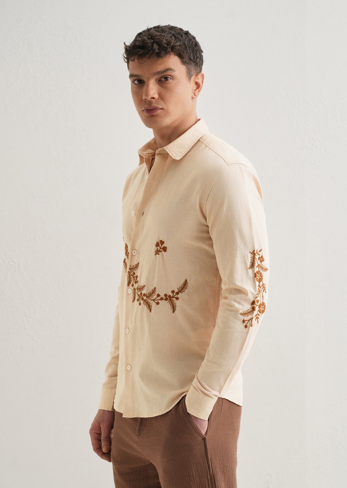 Embroidered linen shirt