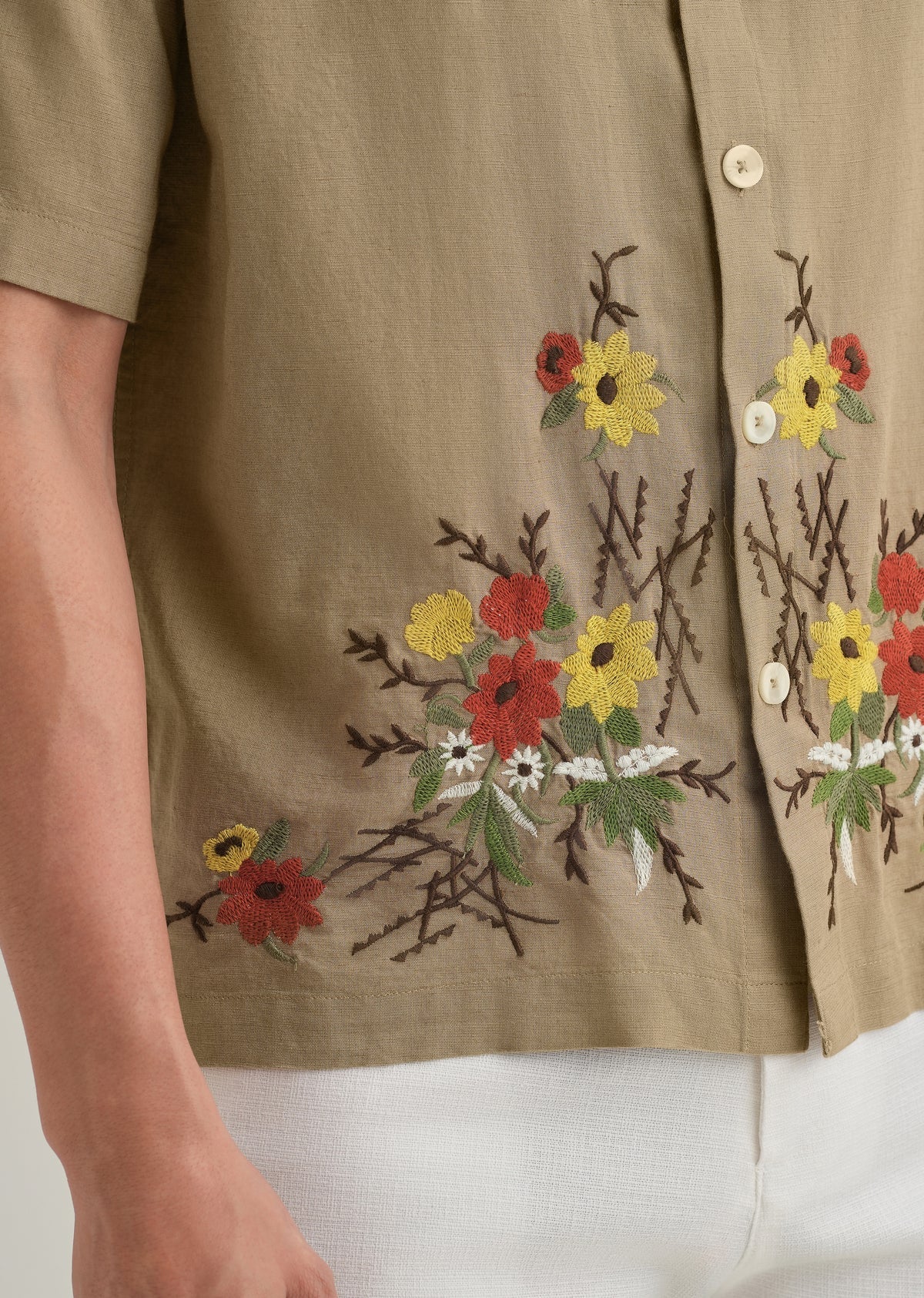 Beige floral embroidery shirt
