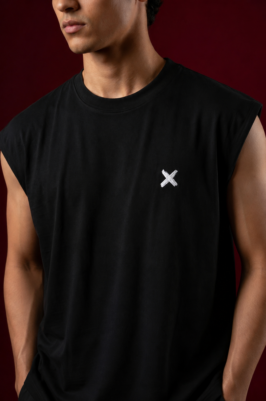UNCUT’S Oversized Arm- cut T-shirt
