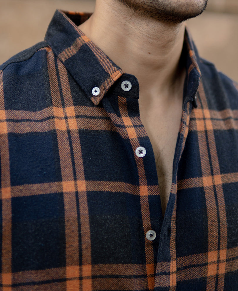 Men’s Checkered Flannel Shirt – Midnight Rust