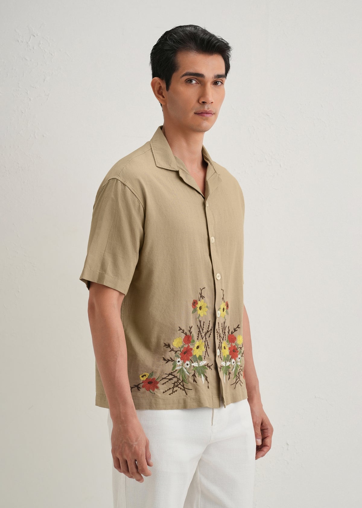 Beige floral embroidery shirt