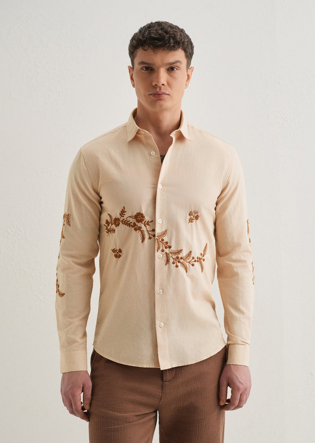 Embroidered linen shirt