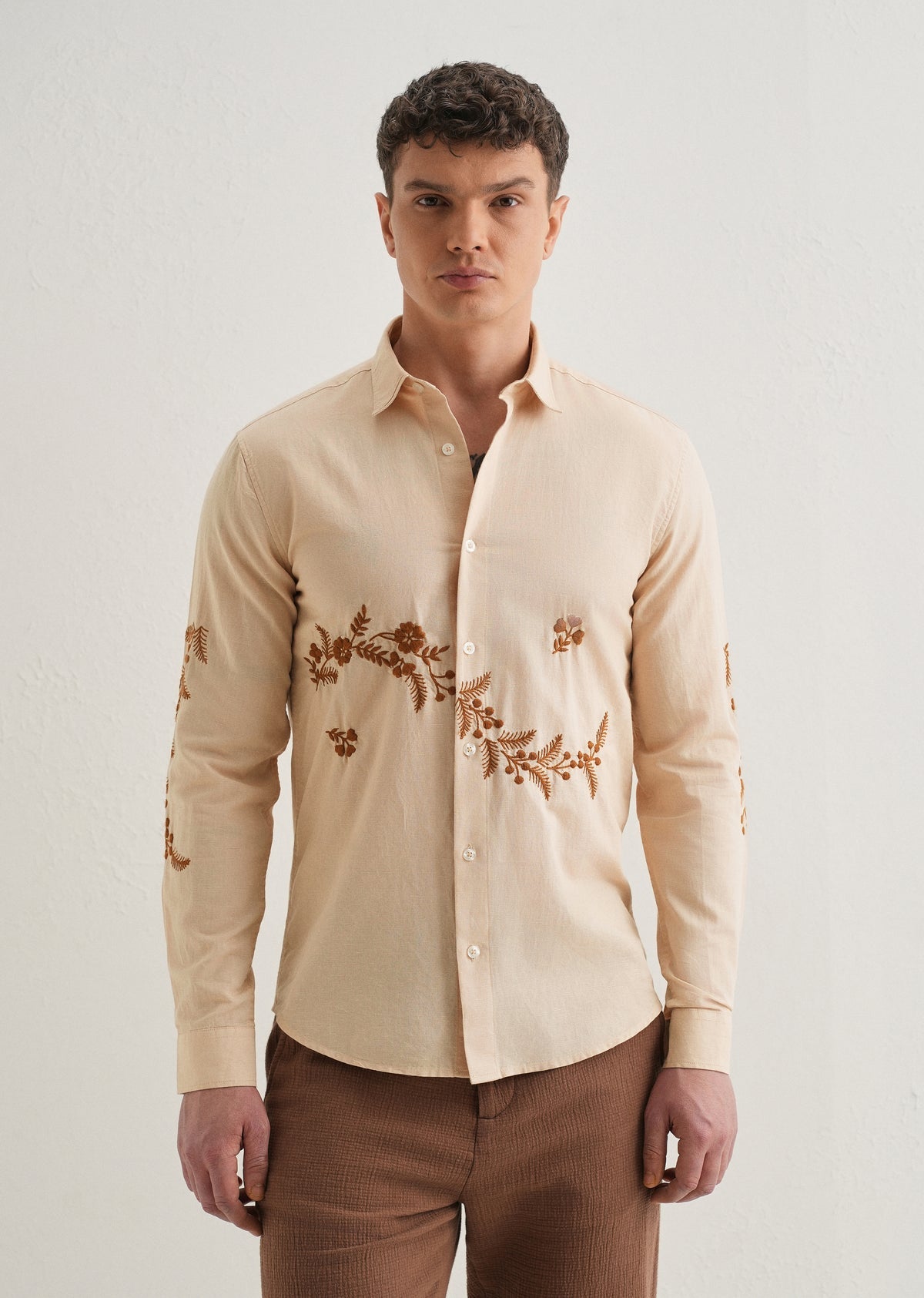 Embroidered linen shirt